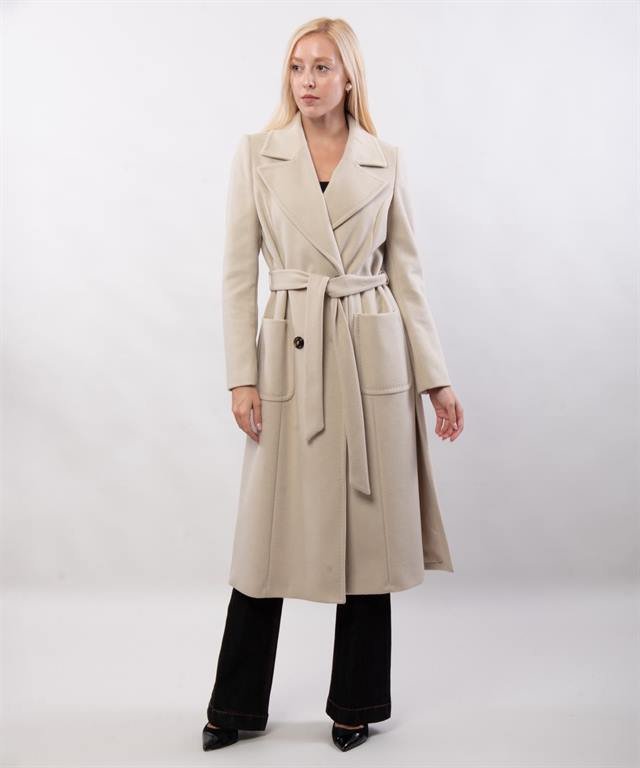Cappotto beige lungo con cintura